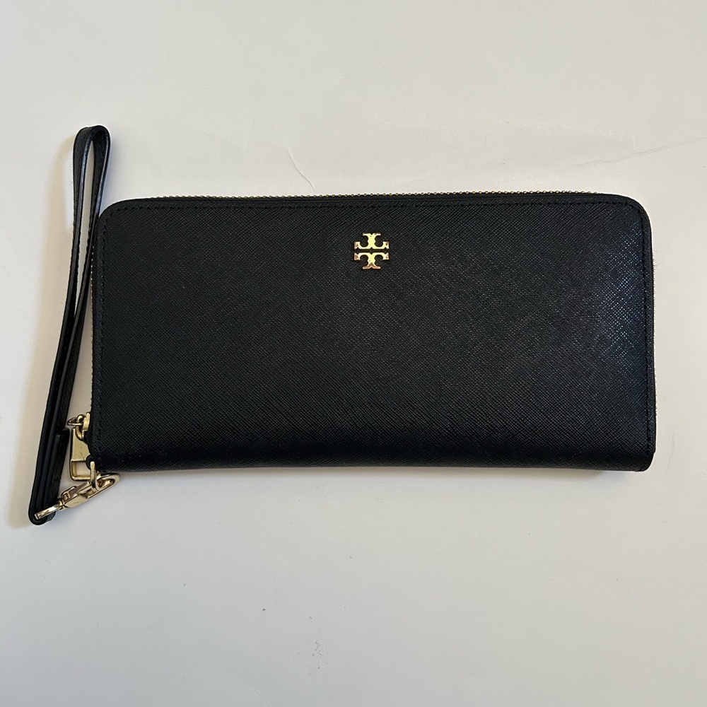 Tory Burch sapphire leather wallet black